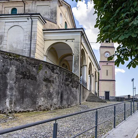 Piazzetta 5, - Arona - Ac - Wi-fi - By Guestaly * Dagnente
